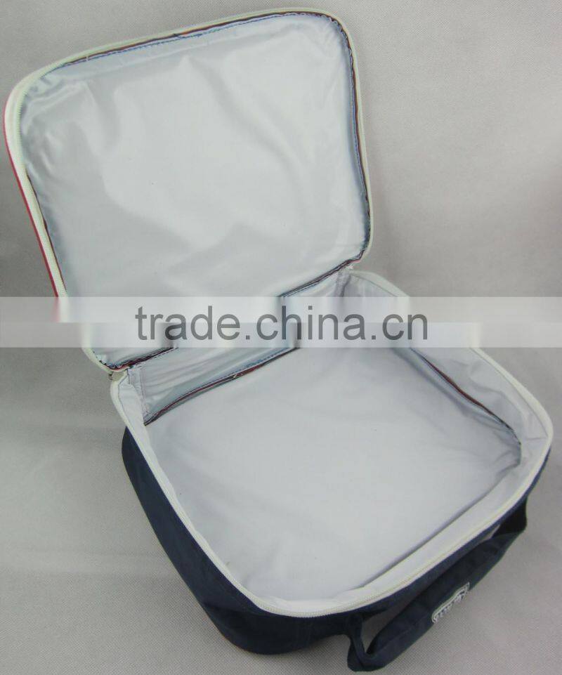 Standard Made in China standard size thermostat bag cooler bag