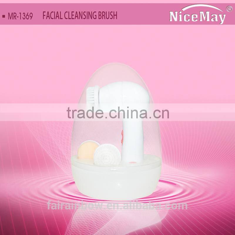 Christmas Gift Facial Cleansing Brush Set.