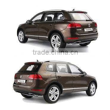 1:18 metal car model