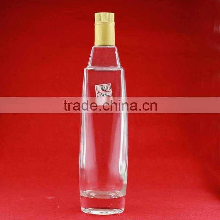 Cheap high america vodka bottles 700ml screw thread cap bottle yellow aluminum cap bottle