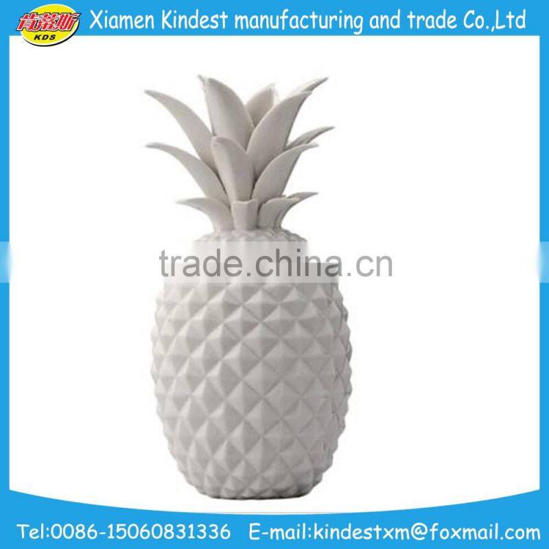 handmade Hotsale ceramic figurines unpainted pineapple for promotion