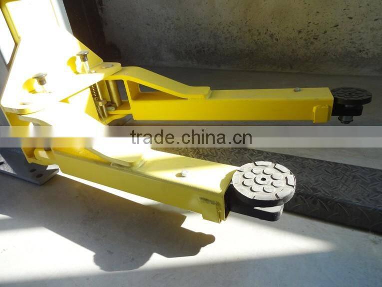 Clear floor portable two post hydraulic car lift price 4000KG