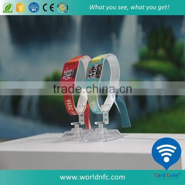 13.56MHz S50 RFID Custom Nylon Wristbands