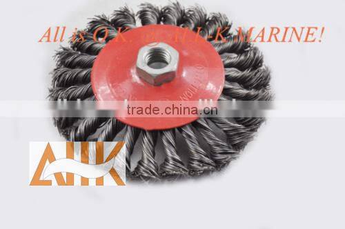 Twisted Knot Bevel Brush