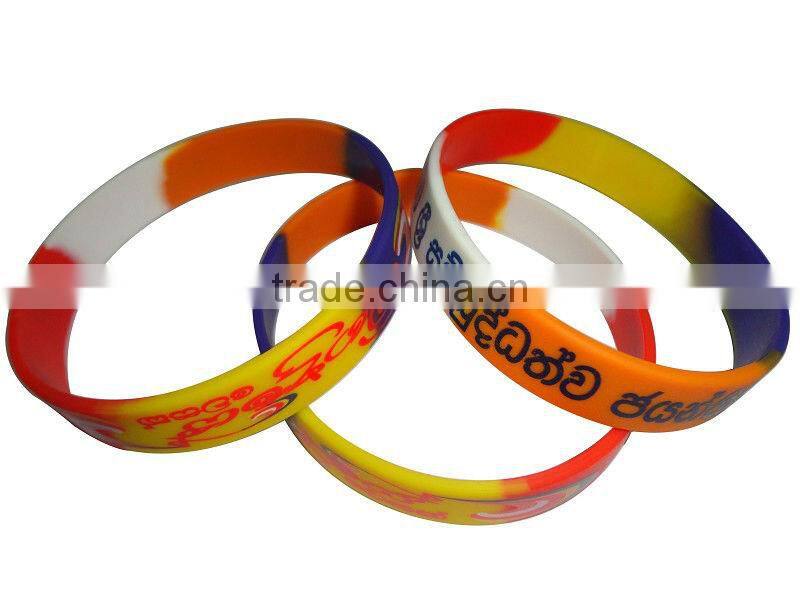 Many kinds of silicon wristband women and men custom silicone bracelet