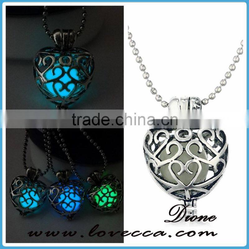 Wholesale high quality jewerly hollow pendant glowing in the dark