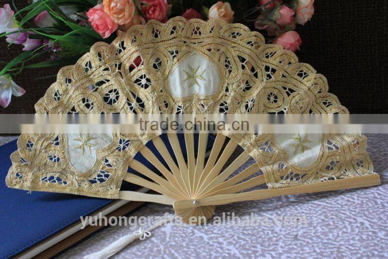 High quality handmande heart pattern lace fan