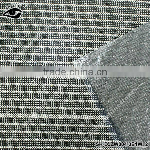 Adhesive Rhinestone Transfer SheetsTOP A grade Glass rhinestone hotfix mesh 3Row Black+1Row Crystal Rhinestone Mesh For Clothing