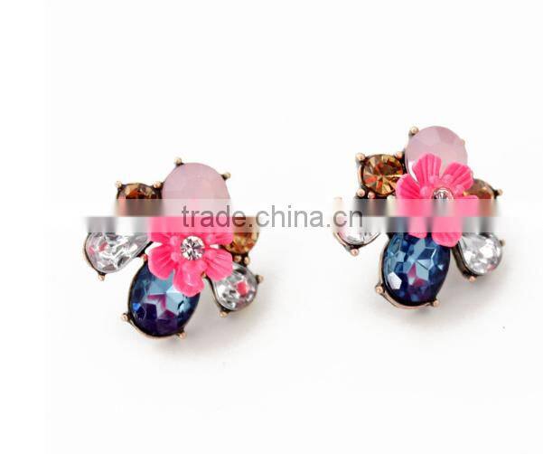 Wholesale Woman Fashion Crystal Earring Flower Diamond Stud Earrings
