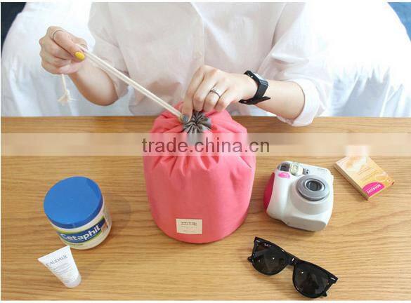 Cylindrical bundle mouth portable nylon cosmetic bag