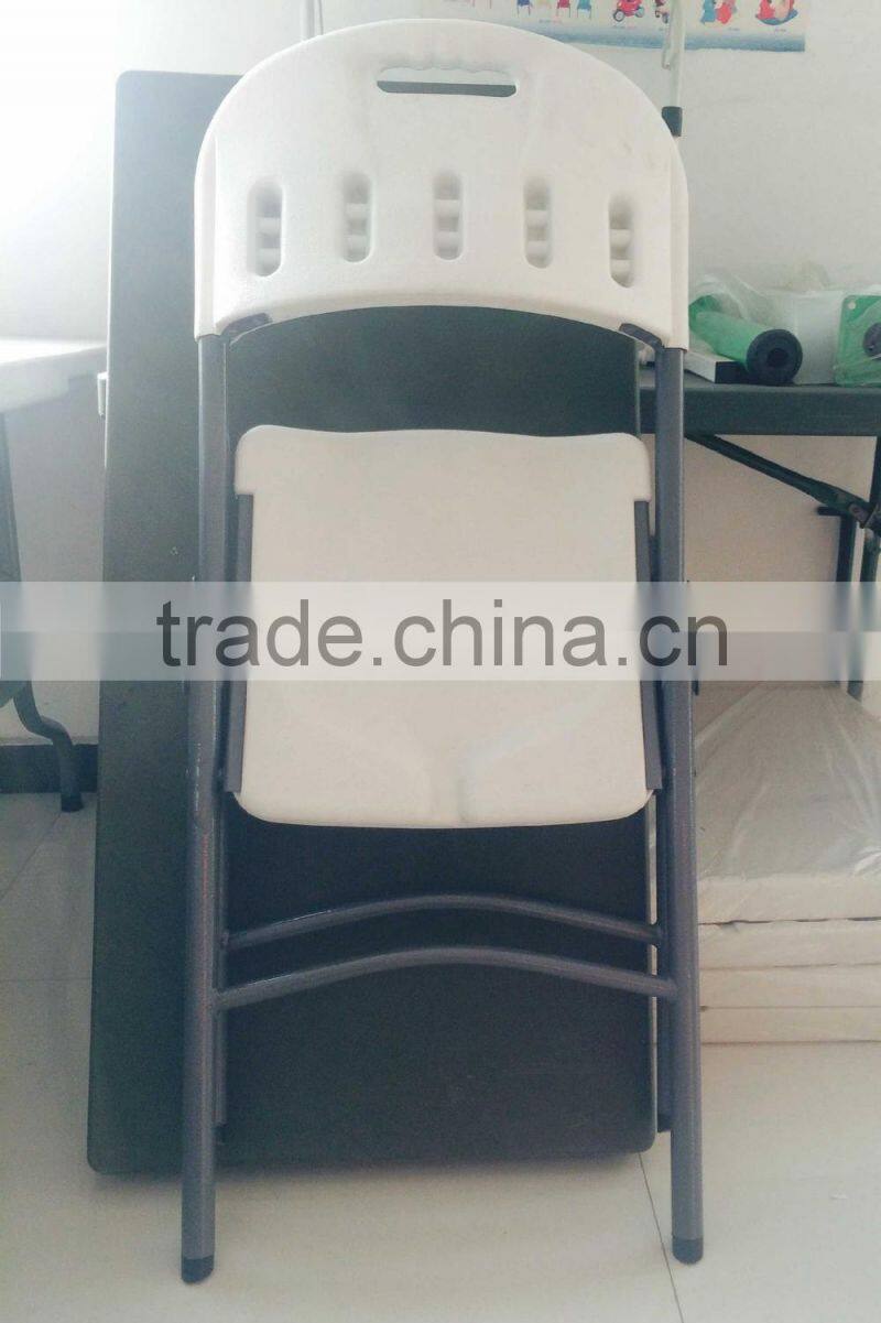 HDPE Material Plastic Folding Chair with Metal Frame