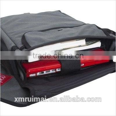 Top quality durable nylon multi-functional school custom messenger bag
