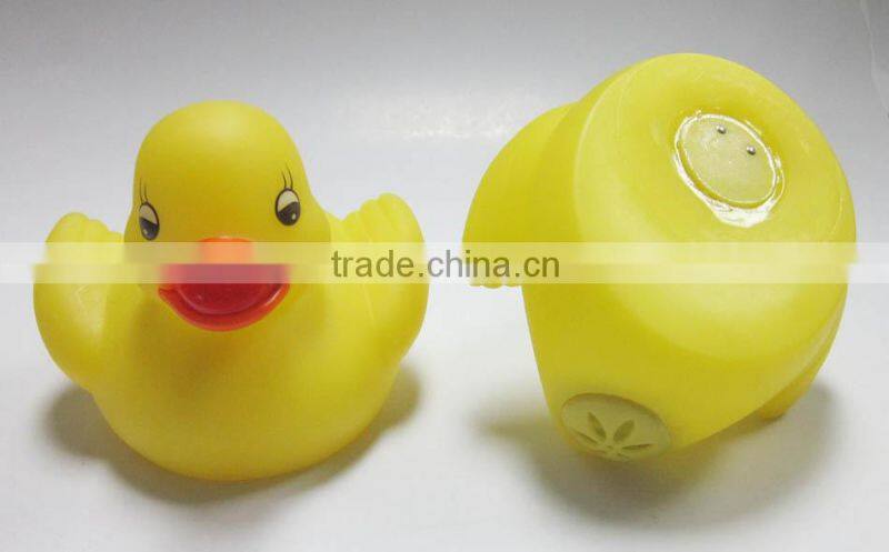 Float singing bath duck make sound