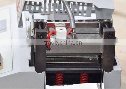Low price ultrasonic label slitting machine