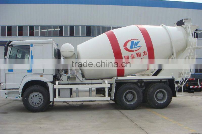 6*4 Type Loading 10cbm Sinotruk HOWO Concrete / Cement Mixer Vehicle