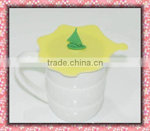 2014 New creative Cartoon porcelain cup silicone lid
