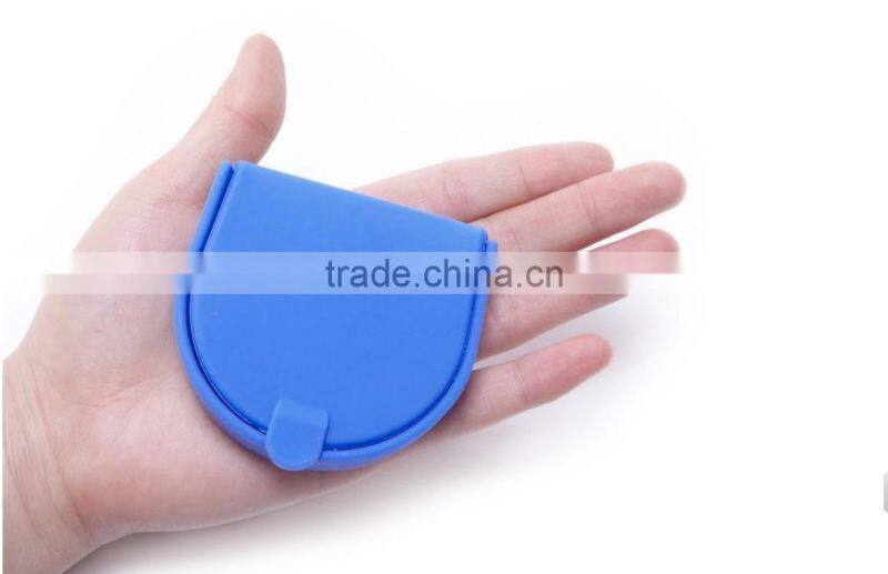 Bear shape silicone wallet