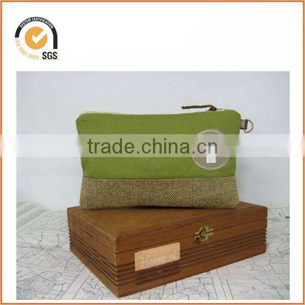 Cat Eye Glasses Applique Zipper Pouch/Makeup Bag: Natural Canvas with Black and White Plaid and Rhinestones By Chiqun Dongguan