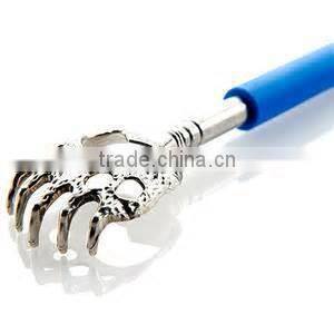 Extendable Back Scratcher With Bear Claw