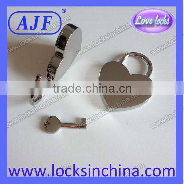2014 hot selling promotional gift metal padlock for valentines day