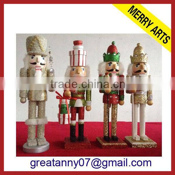 China supplier Home decor art minds wooden toy soldier nutcracker figurines for christmas