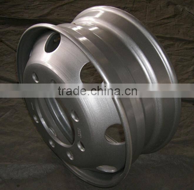 22.5*8.25 tubeless wheel