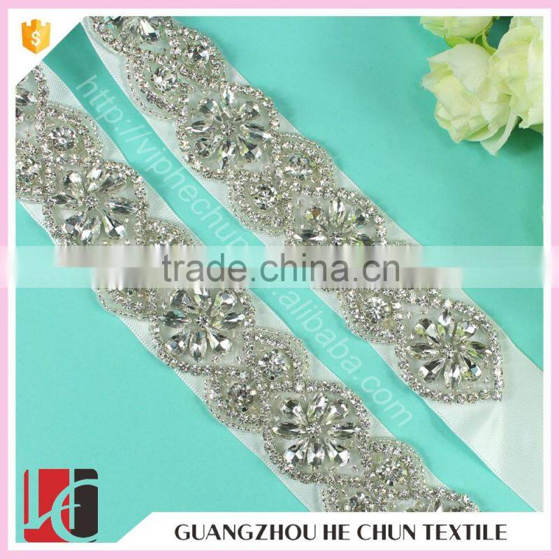 HC-13-1 Hechun Dress Patterns Decorative Neck Beaded Trim