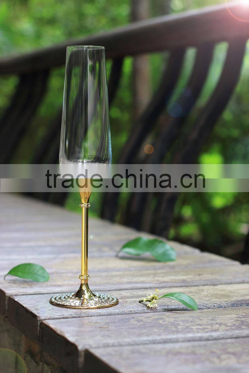 2015 new design lead free clear crystal 200ml wedding champagne wine glasses with gold plating stand