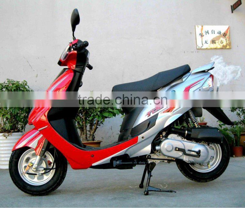 elegent EEC gasoline scooter