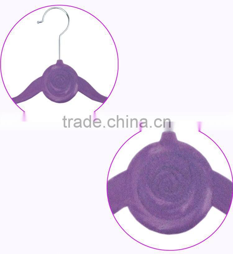 Rose type velvet used plastic hanger