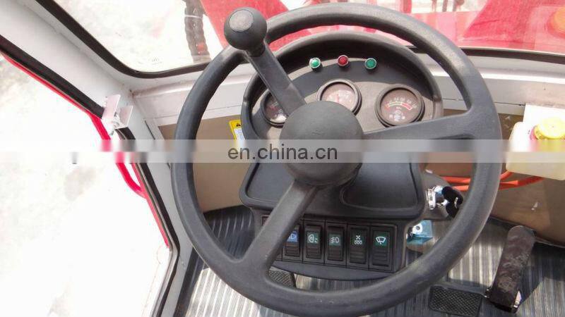 Old style articulated wheel loader ZL06