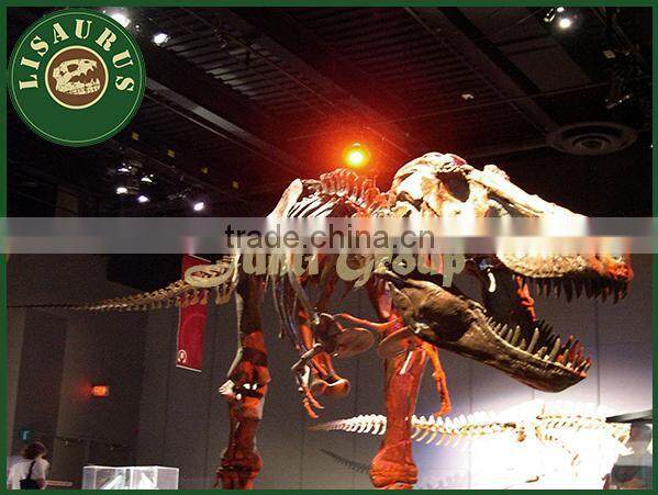 Lisaurus-0552 Imit buried dinosaur fossil in the rock