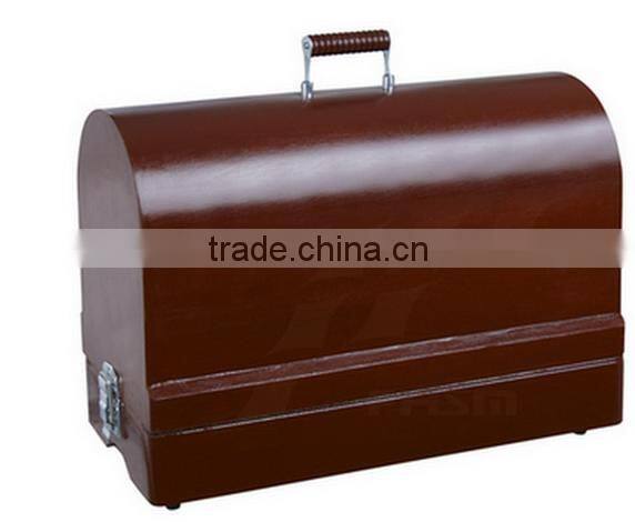 A Highly quality domestic sewing machine for home or sewing classes