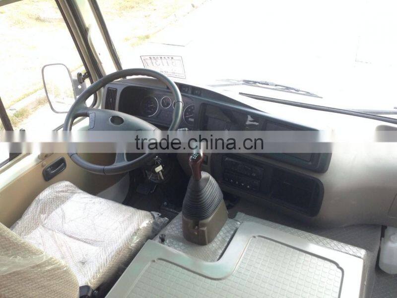 7.5m 26 seats Coaster type mini bus with cumins engine HM6700