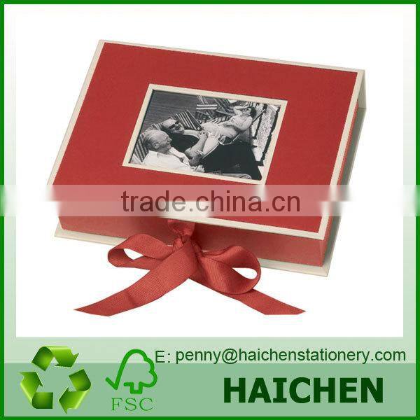 colour assorted 5x7 photo boxes