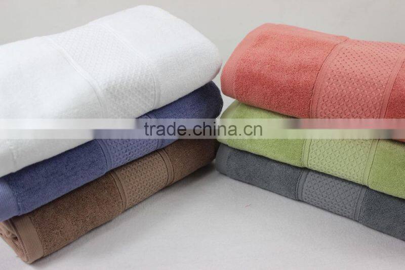 China hot sale bulk cotton solid color 3 pcs set hotel bath towels wholesale