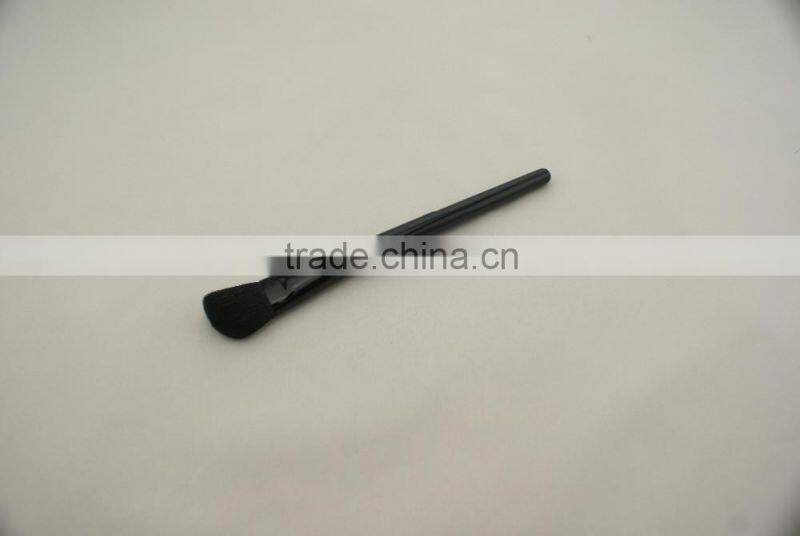 Synthetic hair Blush brush