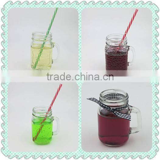 16oz Clear Glass Mason Jar with Silver Lid and Straws