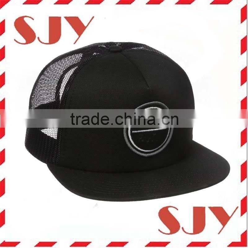 Wholesale Flat brim 5 Panel Mesh Back Trucker Cap