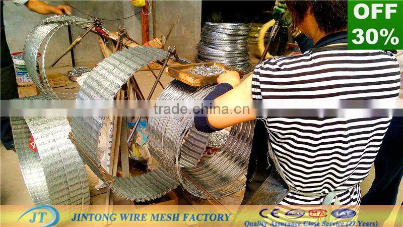 stainless steel 304 material barbed wire razor wire fencing price for prison