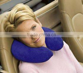 Neck pillow for use in car