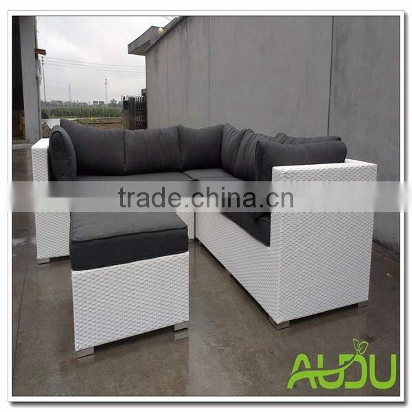 Audu 4 Pieces Resin Wicker Loungest White Aluminium Outdoor Sofa