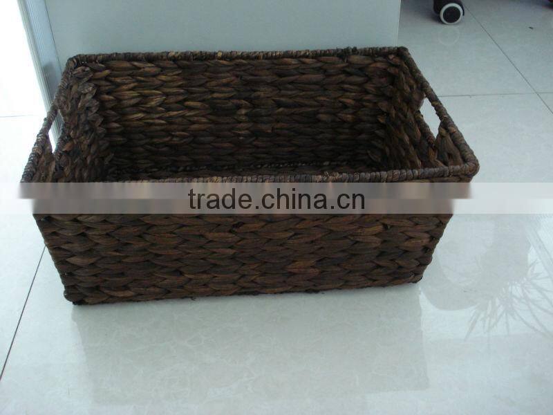 water hyacinth storage basket with willow
