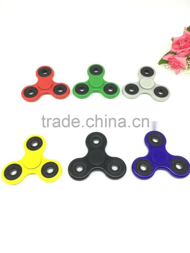 2017 New Fashion luminous spinner fidget LED light hand spinner