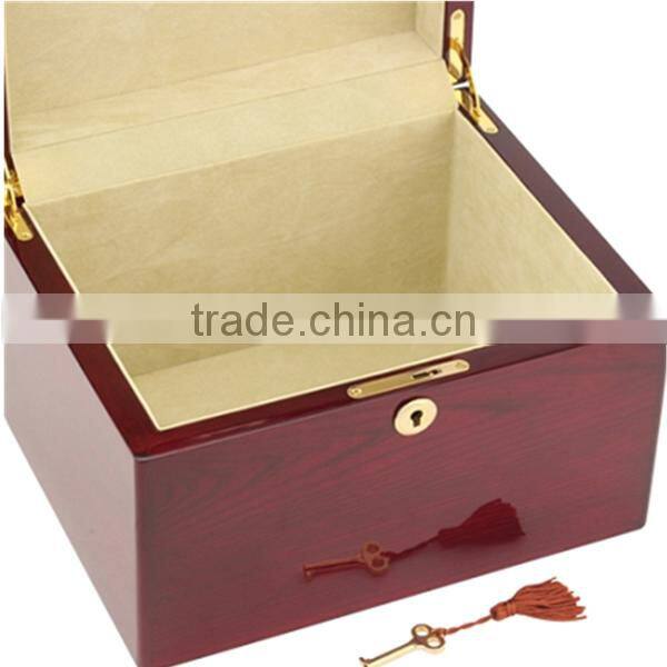 Devotion Oak Memorial Chest Urn Wooden Funeral Urn