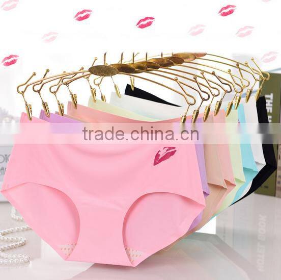 2017 New Fashion kiss Print Women Panties girls' Funny Cute Underwear