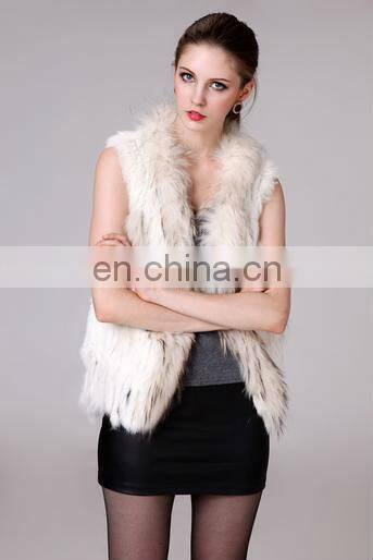 white rabbit fur kintted vest with raccoon fur collar//#00V27