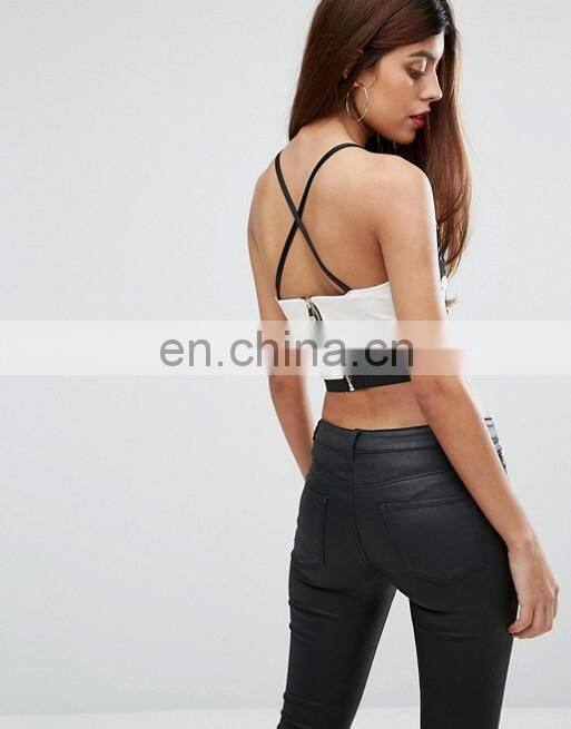 Alibaba Trending New Fashion Sexy Girls Top Design, Kendall and Kylie Paneled Long Sleeve Crop Top with Black or White Lace