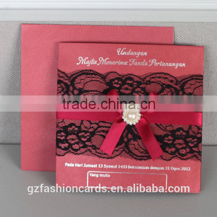 2014 Hot Sale Luxurious Wedding Invitation Card with Lace and Brooch