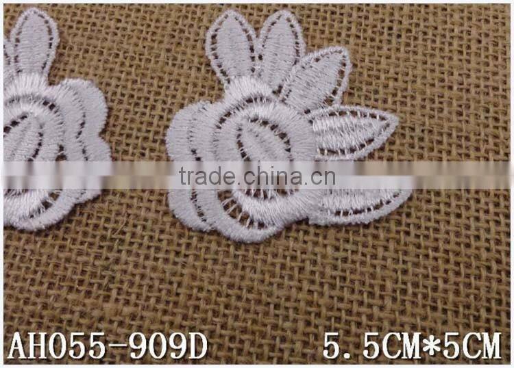 China factory cheap 5.5*5cm sew on DIY kids clothes accessory nylon embroidery flower patch